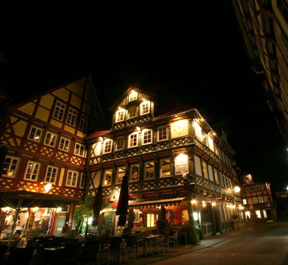 Fachwerk-Hotel Eisenbart 汉诺威-明登 外观 照片