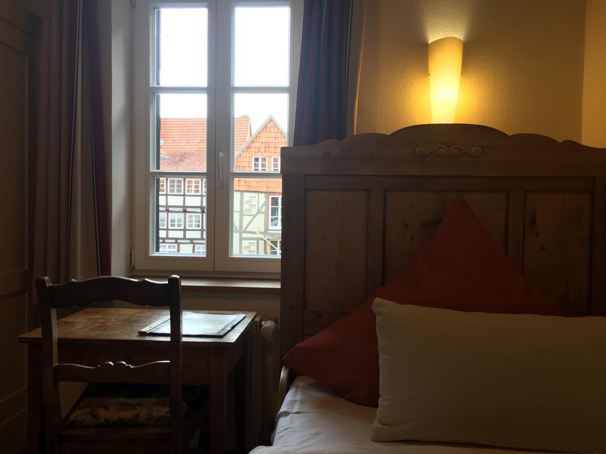 Fachwerk-Hotel Eisenbart 汉诺威-明登 外观 照片